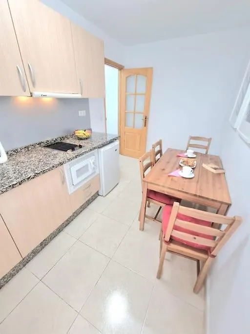 Suecia Dalia Apartment Los Cristianos